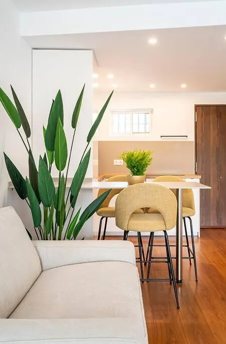 公寓 Elegant Studio With Balcony, Pool & Parking 马尔韦利亚