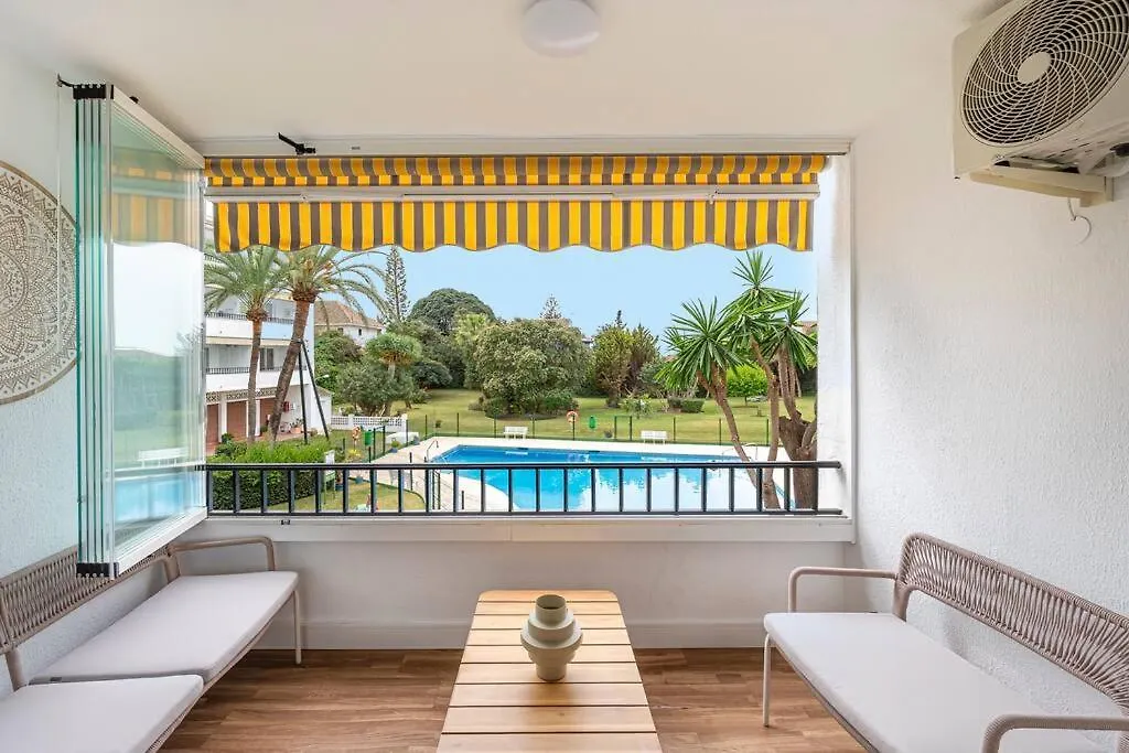 Elegant Studio With Balcony, Pool & Parking 马尔韦利亚 0*,  西班牙
