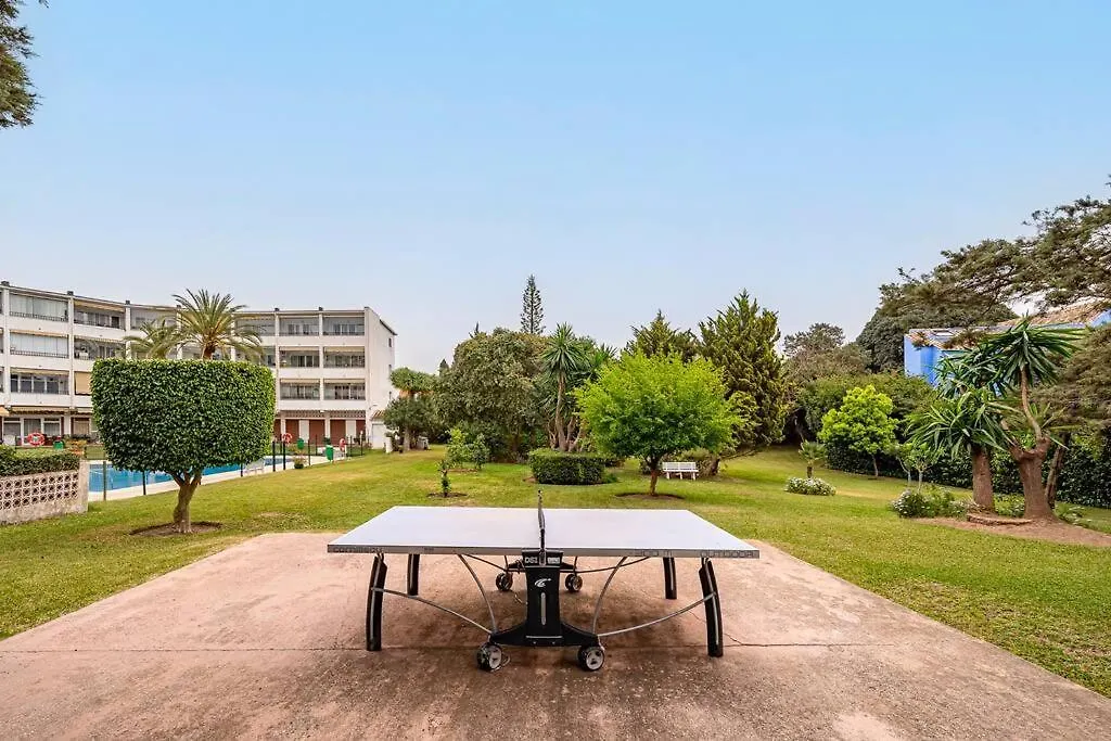 Elegant Studio With Balcony, Pool & Parking 马尔韦利亚 公寓